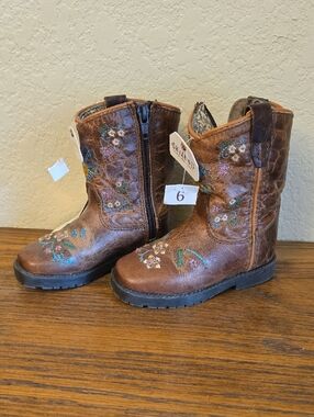 Shyanne Brown Girls Floral Embroidered Western Boots